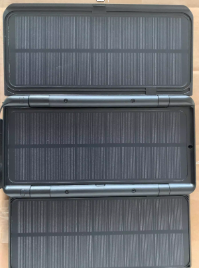 Multifunctional Foldable Solar Power Bank (10,000 mah)