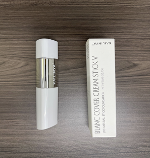 2 In 1 Korean Color-Changing Foundation Stick