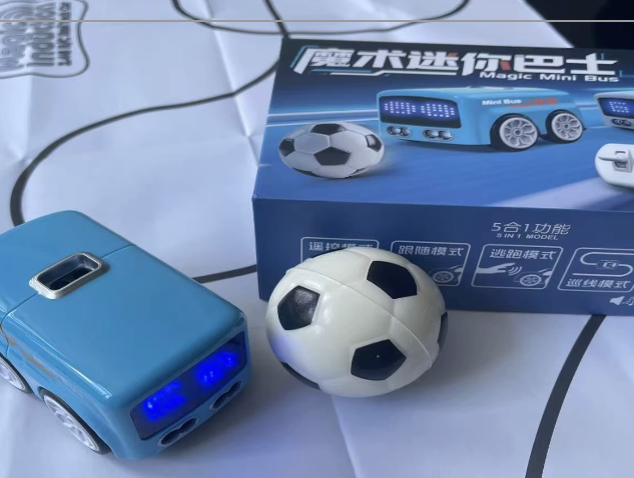 Smart Sensing Line-Tracking Desktop Bus Toy