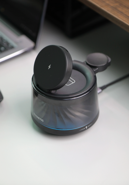 5-in-1 Magnetic Wireless Charging Stand With Speaker