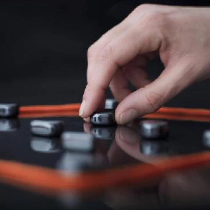 Kluster Magnetic Game