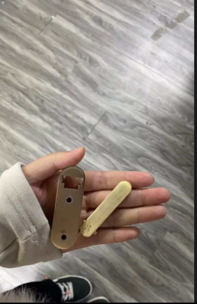 Wall Mounting Foldable Hanging Hook
