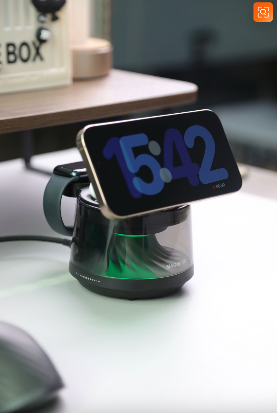 5-in-1 Magnetic Wireless Charging Stand With Speaker